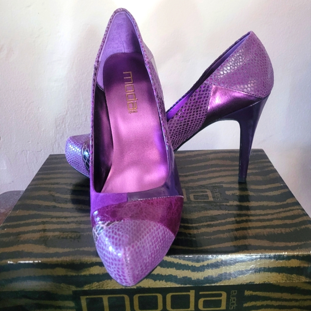 Purple Sude And Metalic  Heels By Moda